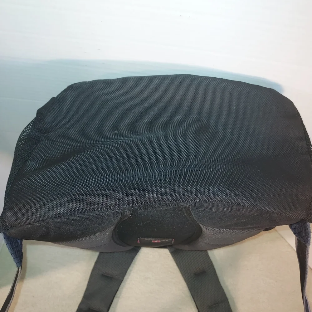 Swiss+Gear by Wenger Colbalt 16" Laptop Backpack - Picture 8 of 10